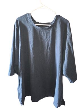 4/8/38. Denim & Company Womens Minimal Black Crew Tee